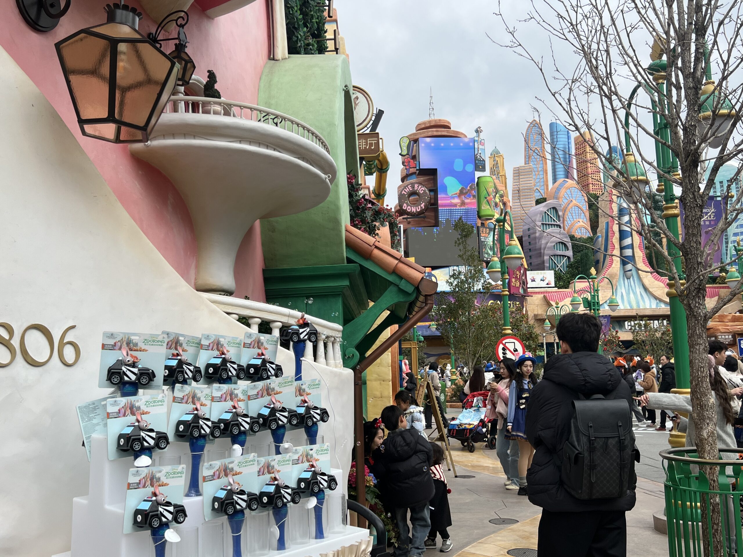 上海ディズニー ズートピアエリア ホットパシュート
