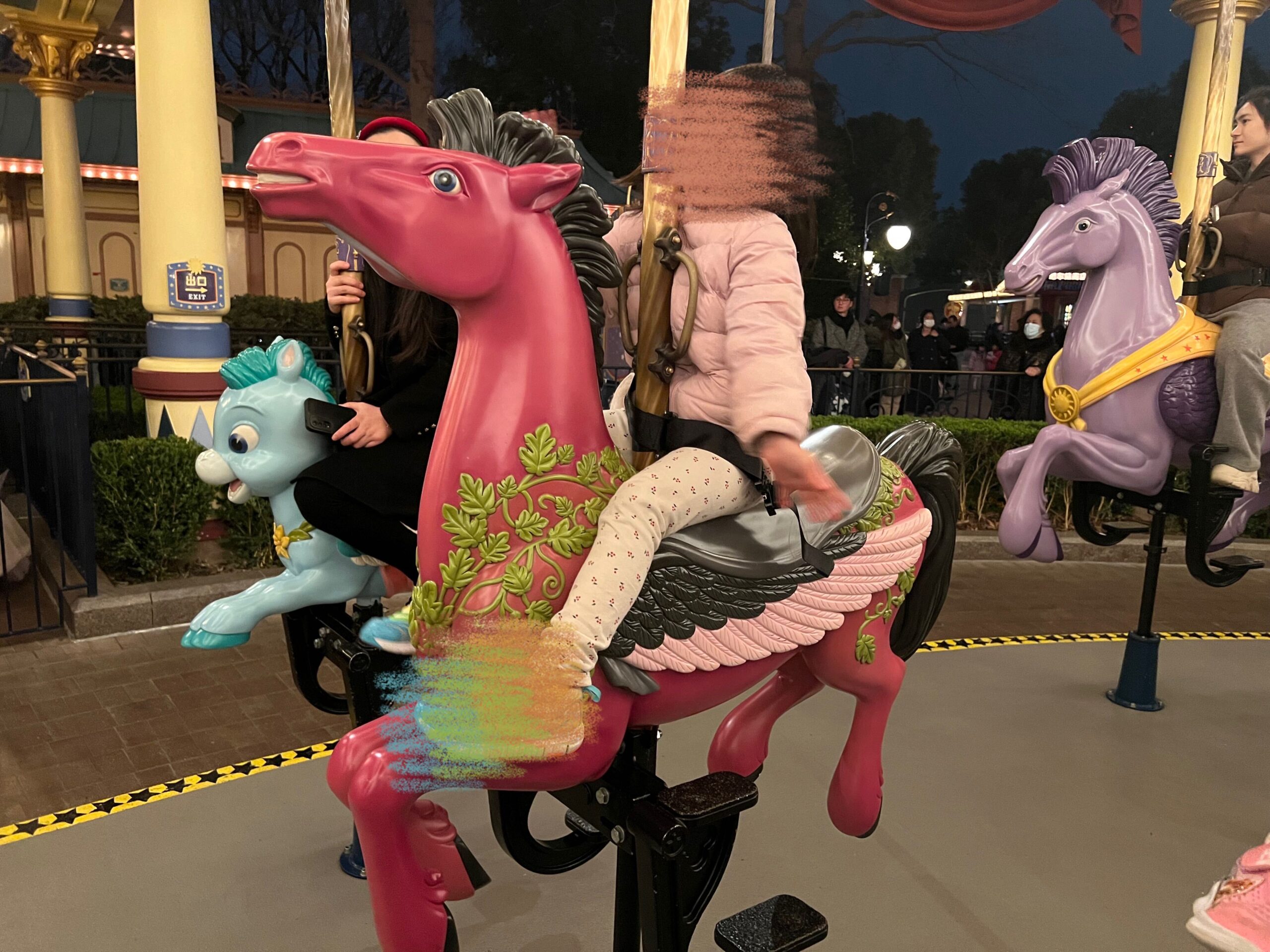 上海ディズニー ファンタジア カルーセル メリーゴーランド