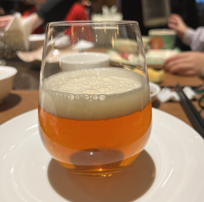 成隆行蟹王府 特別な青島ビール
